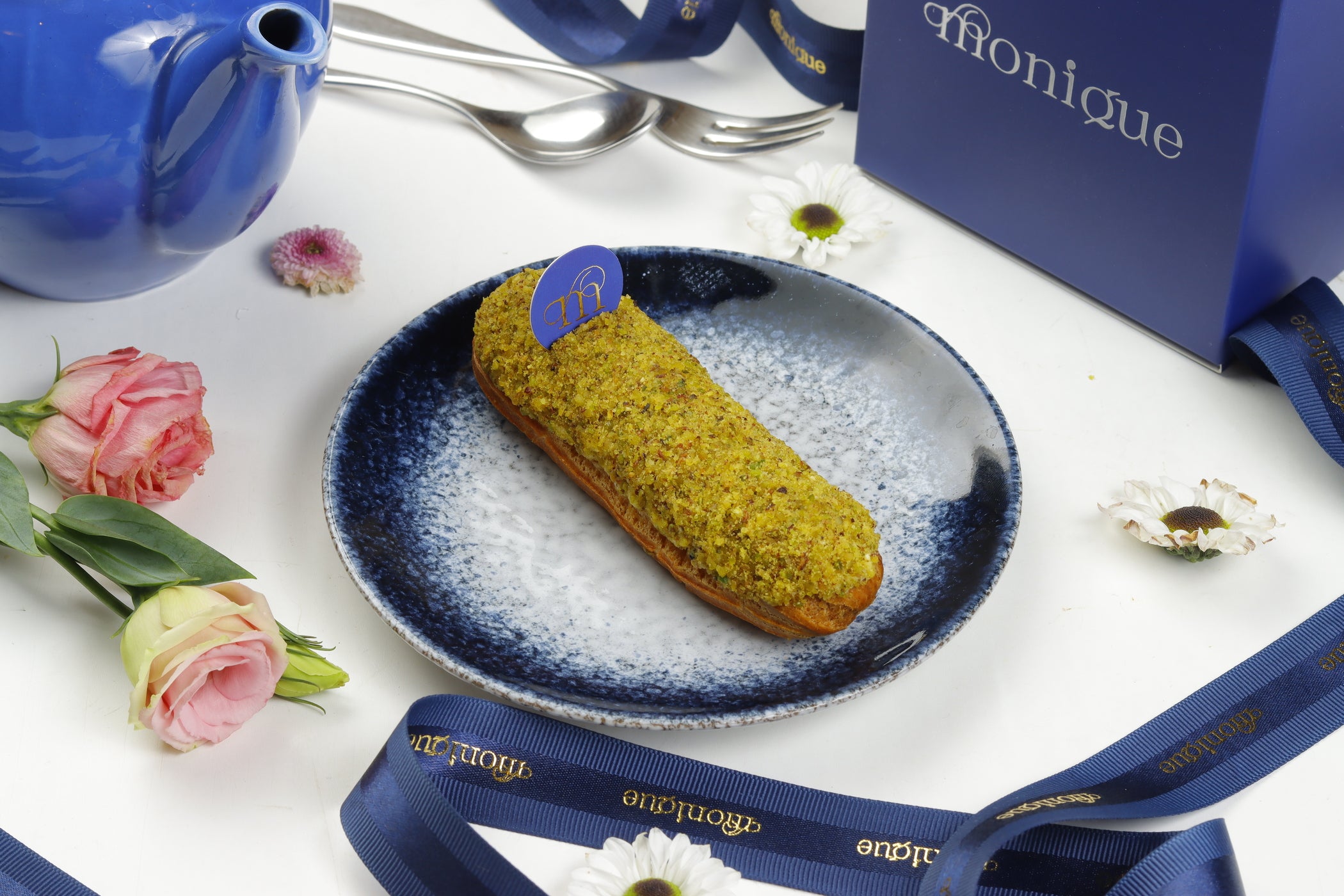 Les Éclairs