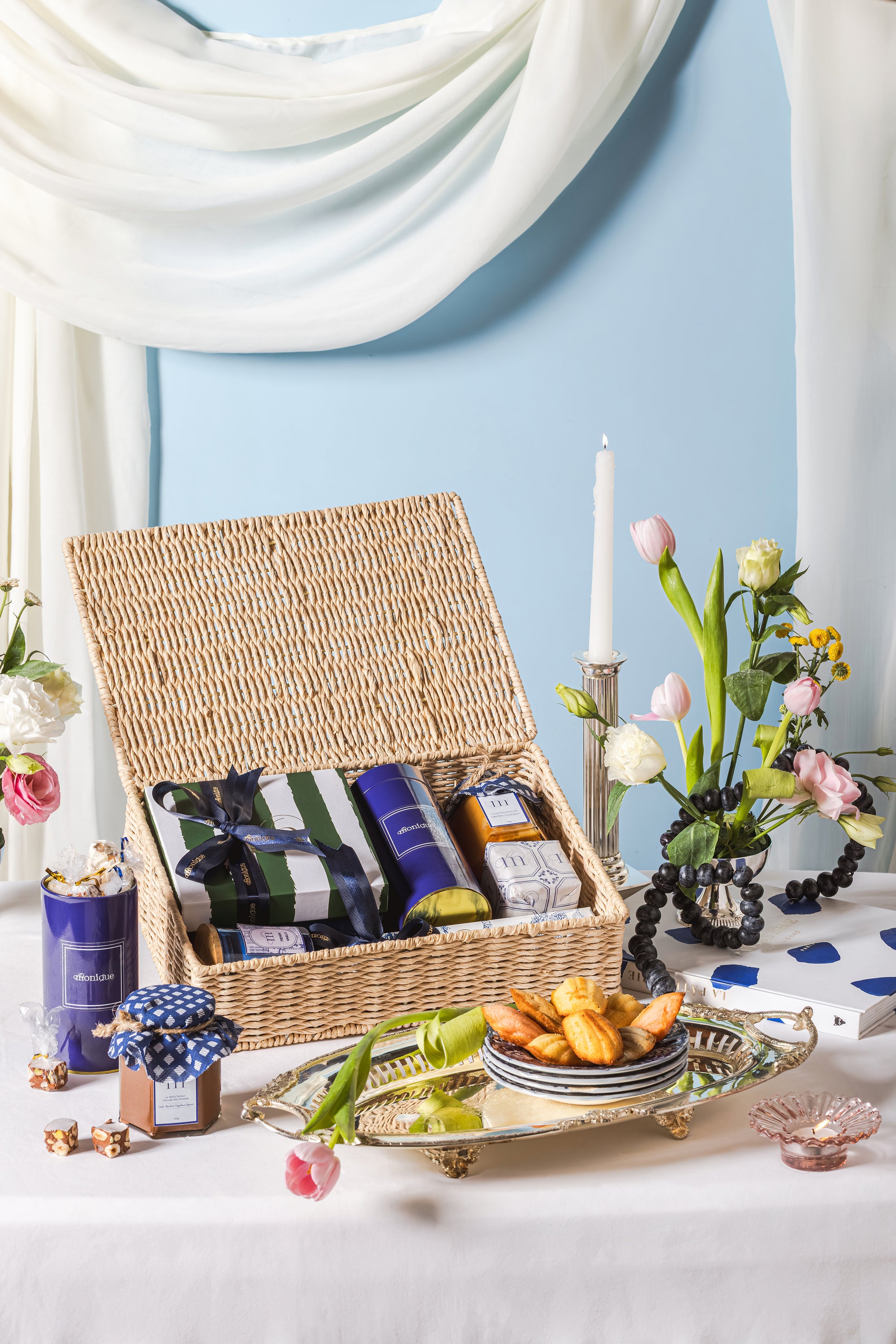 Case Hampers