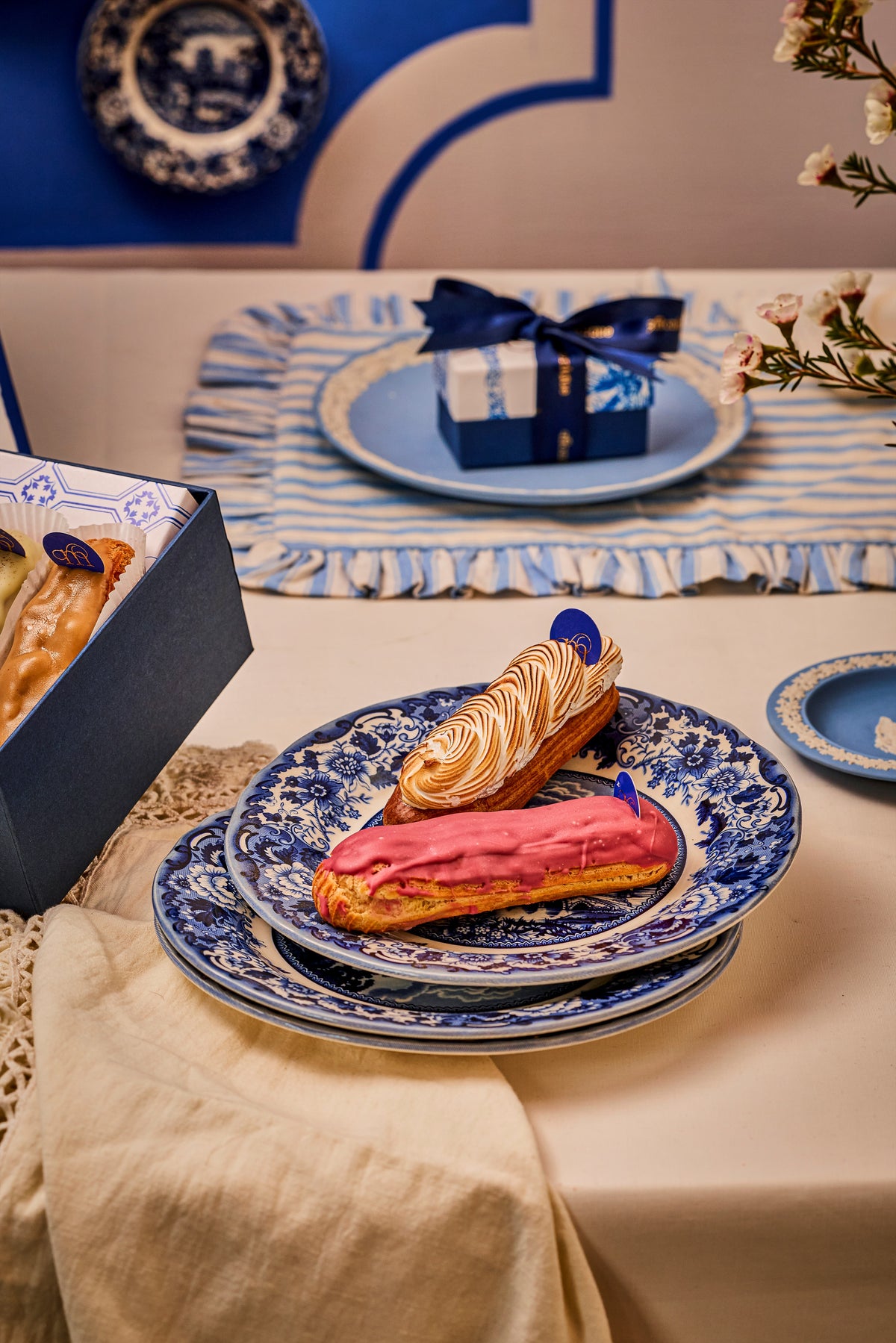 Les Éclairs