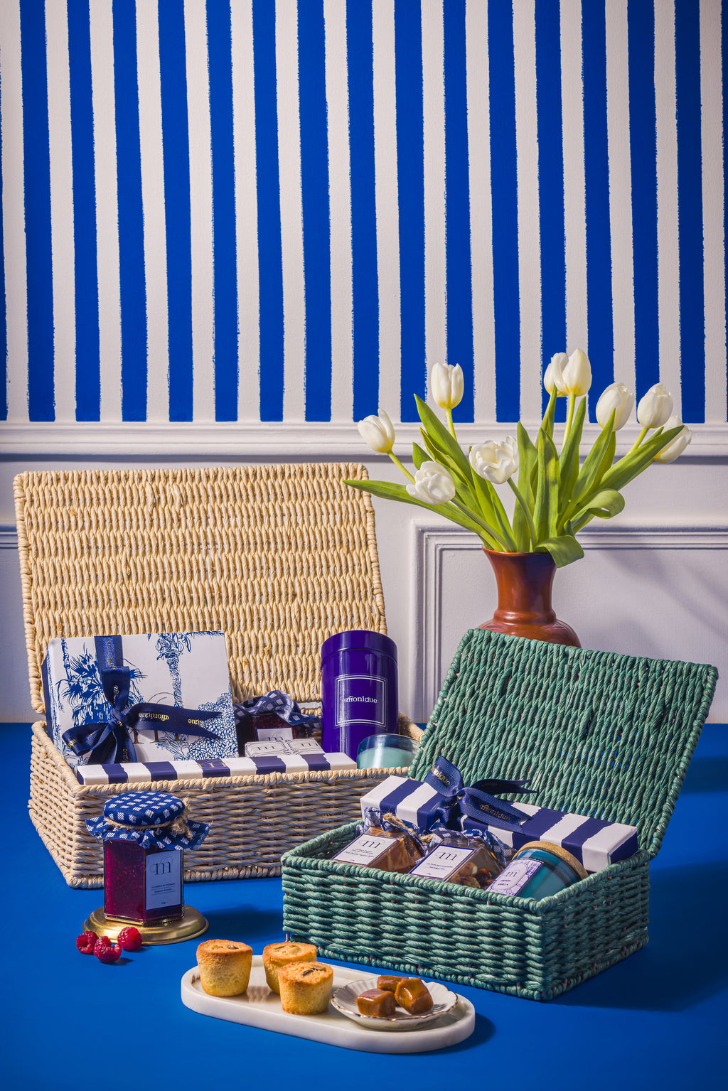 Case Hampers