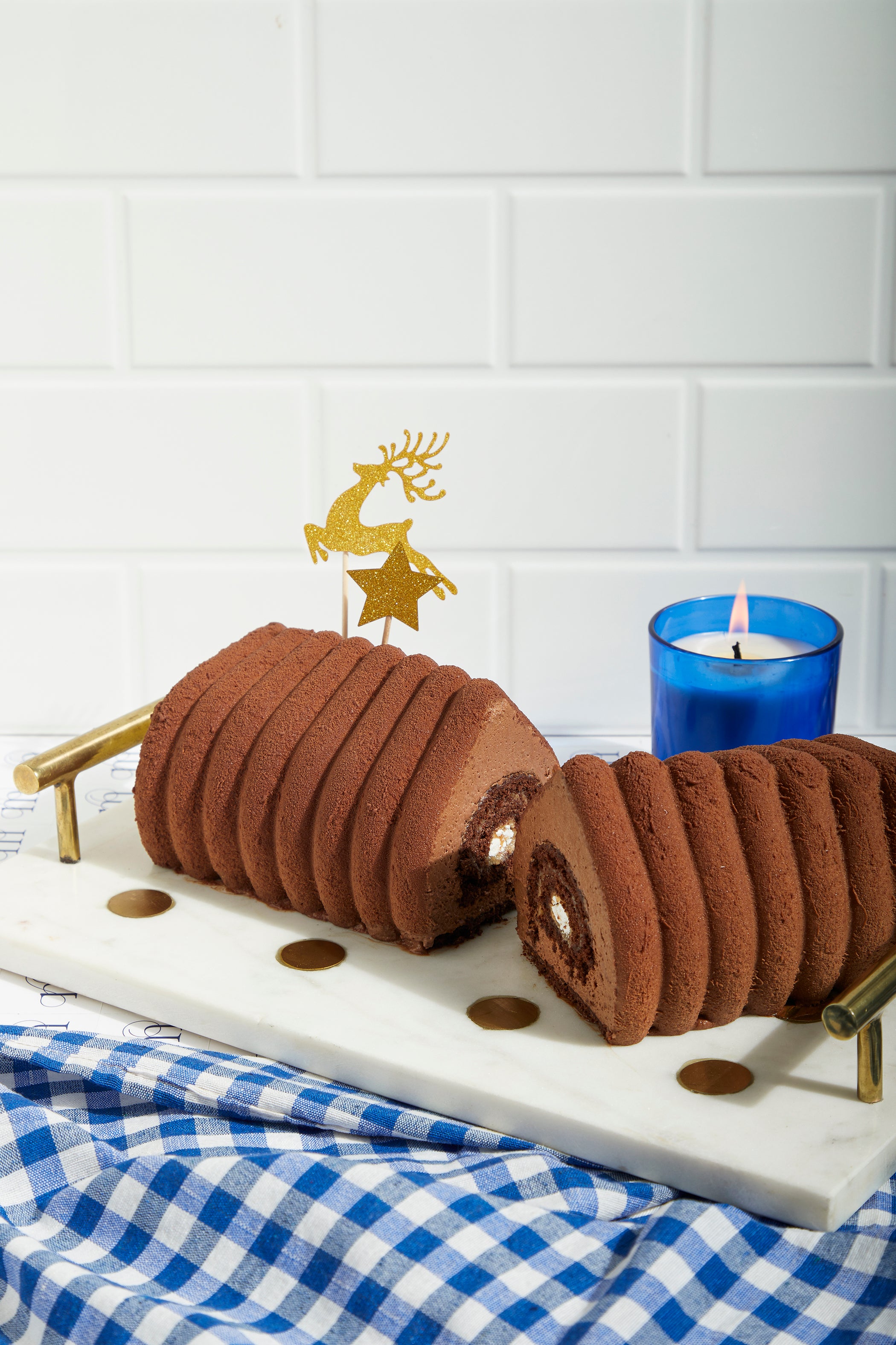 La Bûche - Dark Chocolate & Salted Caramel